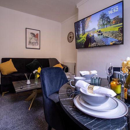 Chic Urban Retreat 1 Bedroom Gem In Covent Garden Londyn Zewnętrze zdjęcie