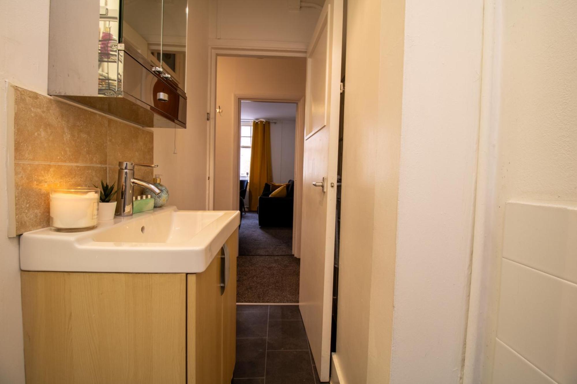 Chic Urban Retreat 1 Bedroom Gem In Covent Garden Londyn Zewnętrze zdjęcie